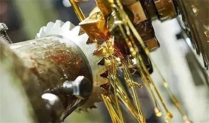 工業(yè)5.0時代下的新設(shè)備，對齒輪油有何新要求？